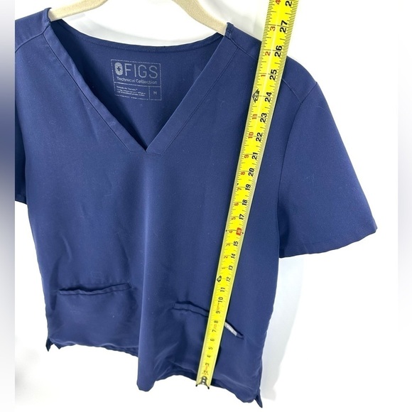 Figs Casma Scrub Top Sz M Navy Blue Short Sleeve Uniform Nurse Medical Pockets - Picture 8 of 9